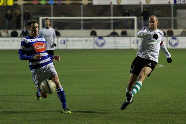 s.v. Spakenburg - SC Genemuiden (Foto Helmich Lubberts).